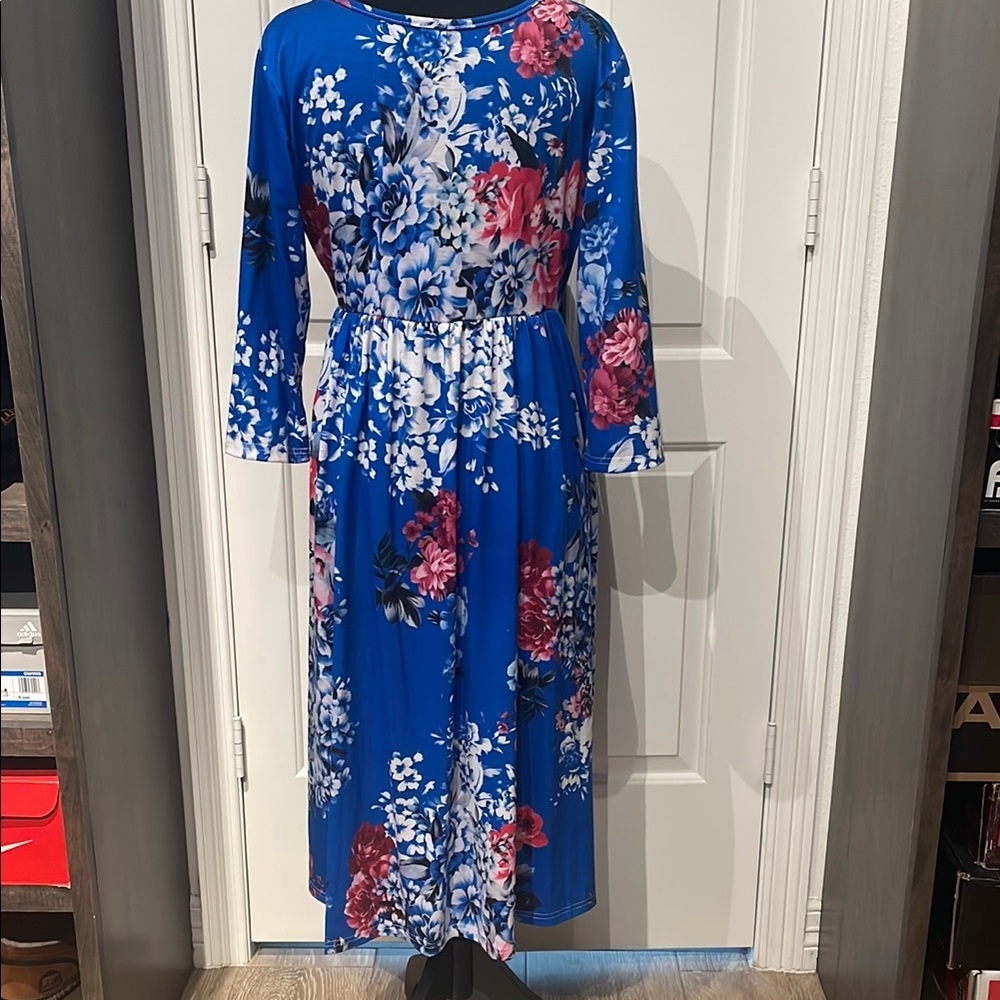 Blue and Pink Casual Sundress with Bell Sleeves - Picture 3 of 5